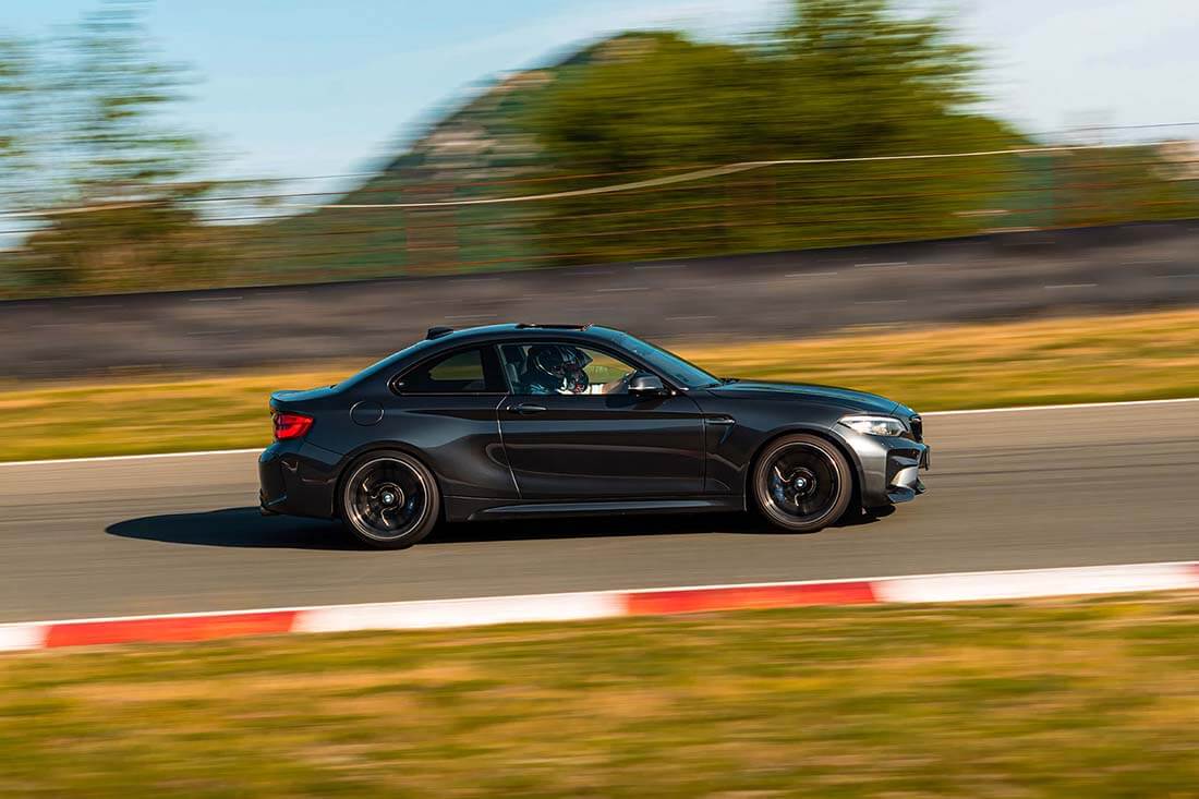 bmw-m2-lmr-racing-school